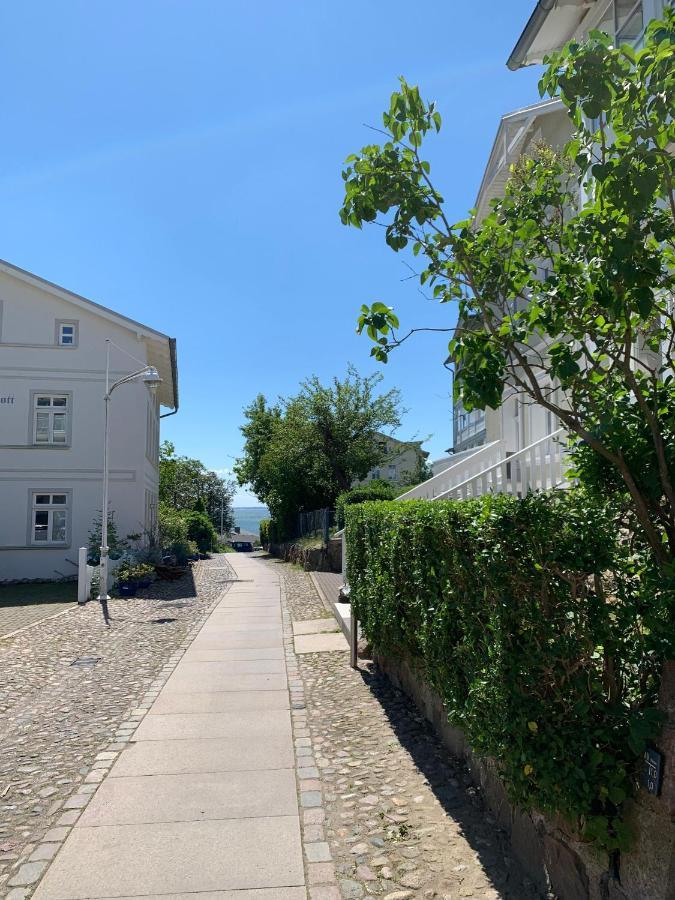 Villa-Rosengarten-Ferienwohnung-Baumhaus-Mit-Seeblick 사스니츠 외부 사진