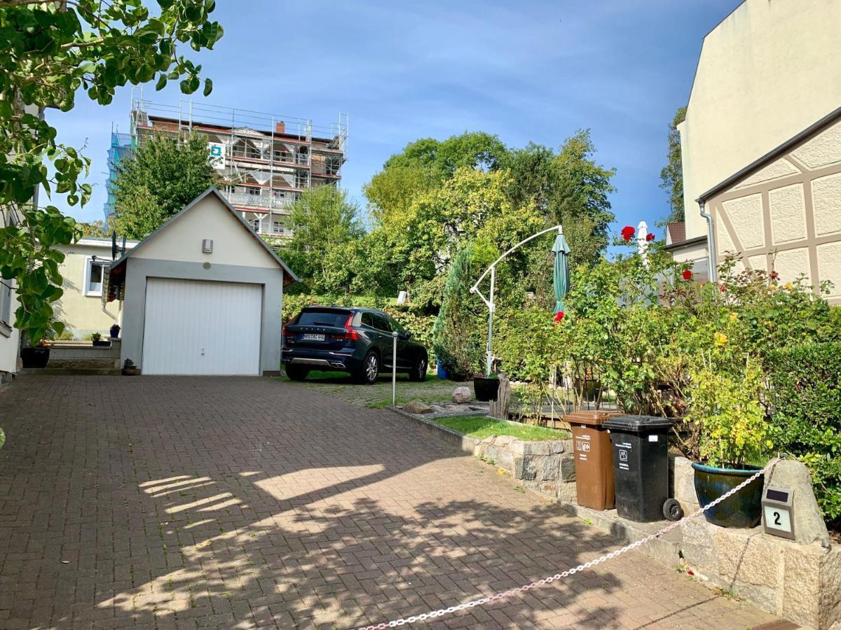 Villa-Rosengarten-Ferienwohnung-Baumhaus-Mit-Seeblick 사스니츠 외부 사진