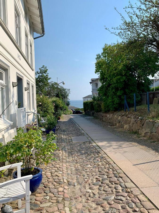 Villa-Rosengarten-Ferienwohnung-Baumhaus-Mit-Seeblick 사스니츠 외부 사진